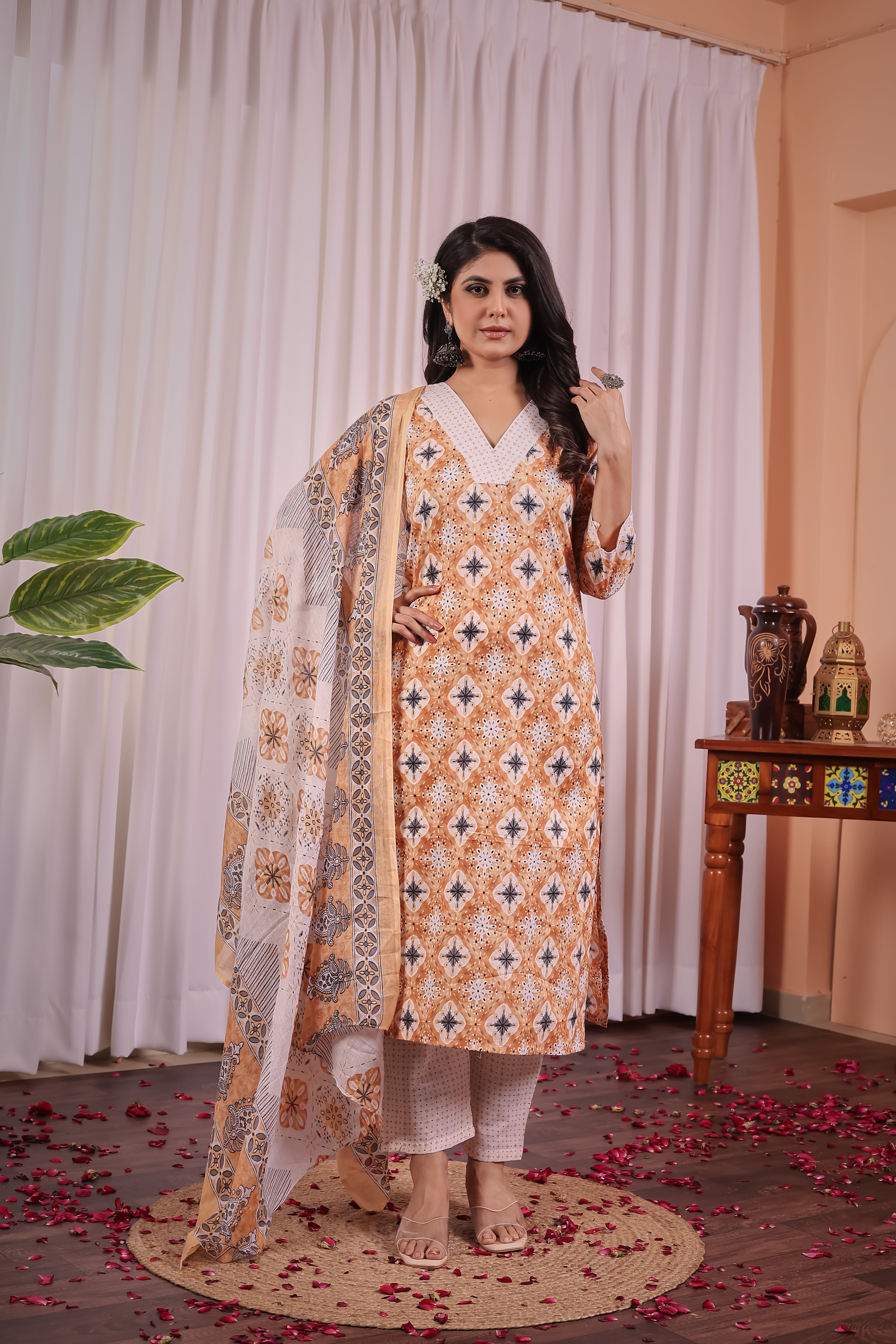 ANVERI TEXTILE COTTON V NECK THREE FOURTH SLEEVE THREE PIECE