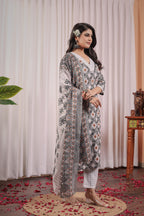 ANVERI TEXTILE COTTON V NECK THREE FOURTH SLEEVE THREE PIECE