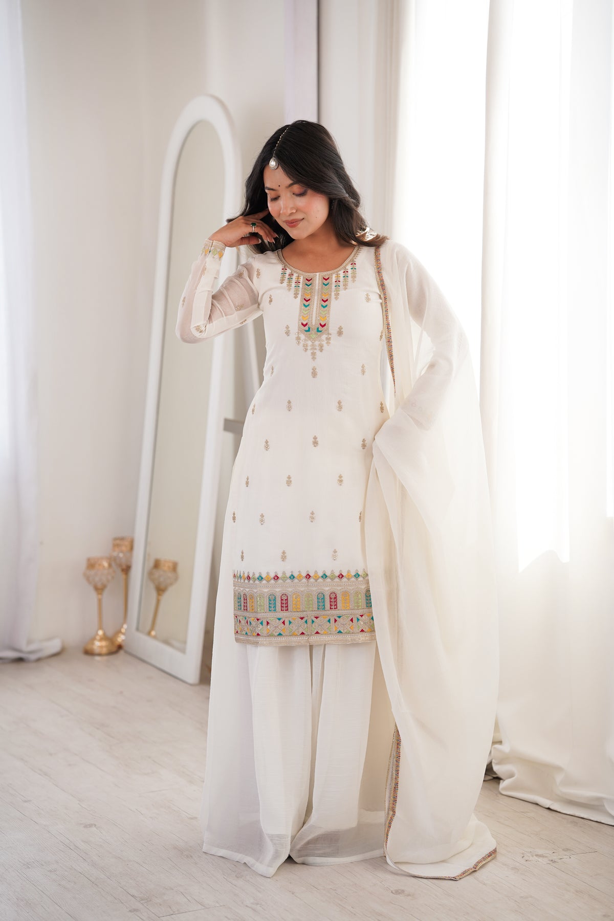 Women’s Embroidered Kurta Pant Set with Dupatta | Elegant Ethnic Suit Set for Festive & Party Wear