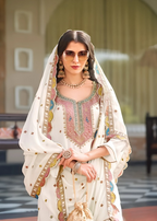 "Grace in Tradition: A Regal Blend of Elegance and Heritage"