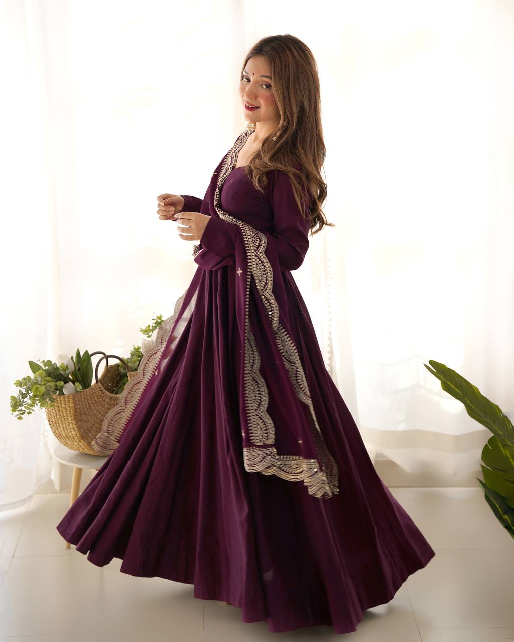 Women’s Anarkali Suit Set with Dupatta | Elegant Embroidered Floor Length Anarkali Dress for Festive & Wedding Wear