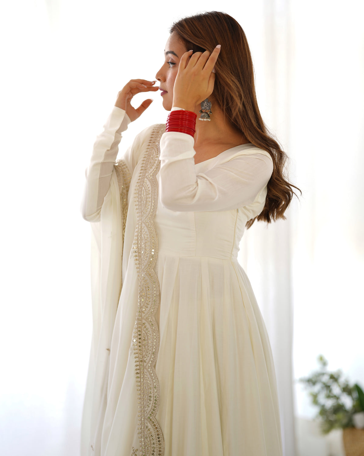 Women’s Off White Anarkali Kurta Set with Embroidery Work & Matching Dupatta | Elegant Ethnic Wear for Festive & Wedding Occasions