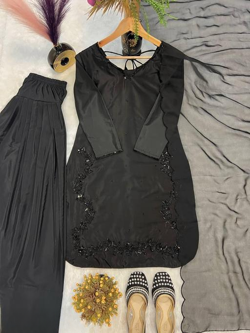 ANVERI Women’s Embroidered Kurta Palazzo Set with Dupatta | Elegant Ethnic Wear